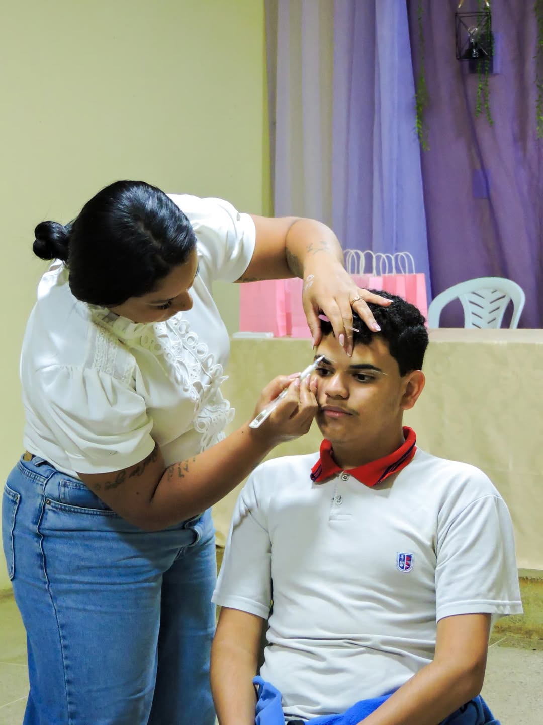 Curso de Design de Sobrancelha